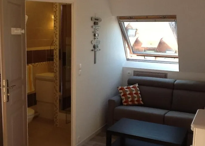 Romantique Avec Balcon Et Parking A 50 M De La - Fr-1-712-12 Апартаменты