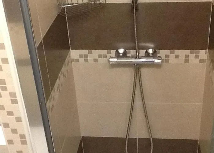 Апартаменты Romantique Avec Balcon Et Parking A 50 M De La - Fr-1-712-12 Вилле-сюр-Мер